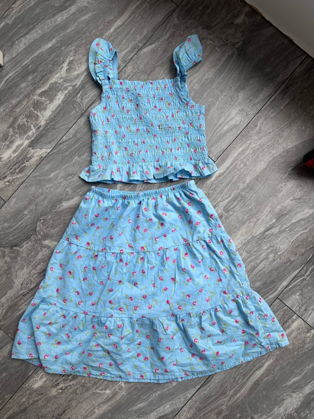 Light Blue Two-Piece Floral Crop Top & Skirt Set Children’s Place 5/6